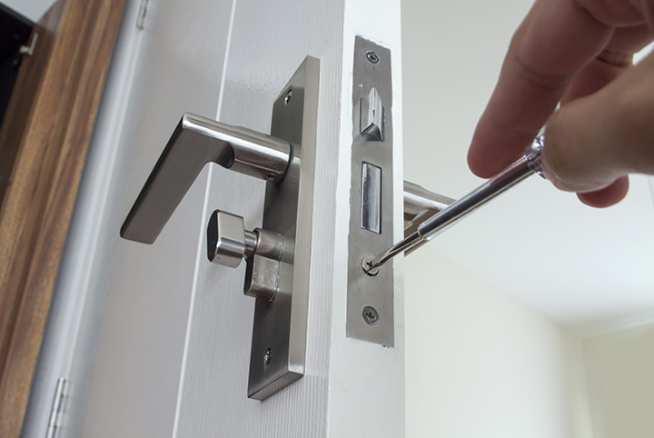Our local locksmiths are able to repair and install door locks for properties in Halewood and the local area.